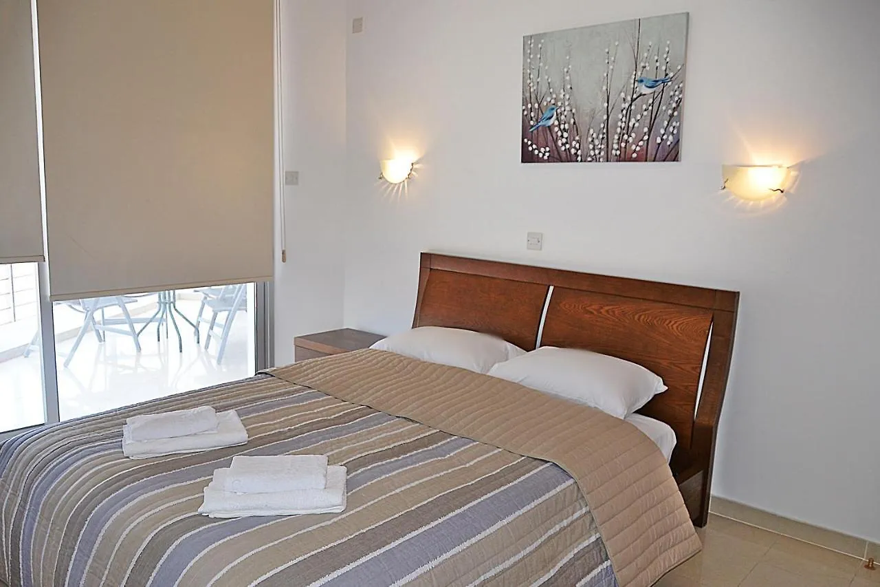 Nicolaides Sea View Apartments Larnaka