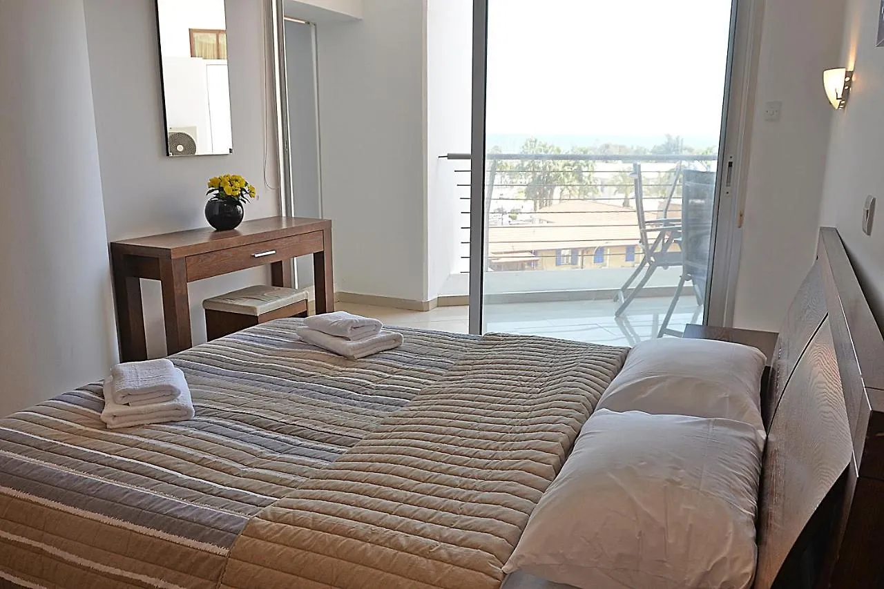 Nicolaides Sea View Apartments Larnaca 0*,