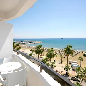 2* מלון Les Palmiers Beach Boutique & Luxury