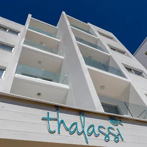 Apart-hotel Costantiana Beach, Larnaca